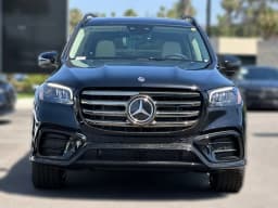 Mercedes-Benz GLS GLS 450 4MATIC SUV 2026 — side view