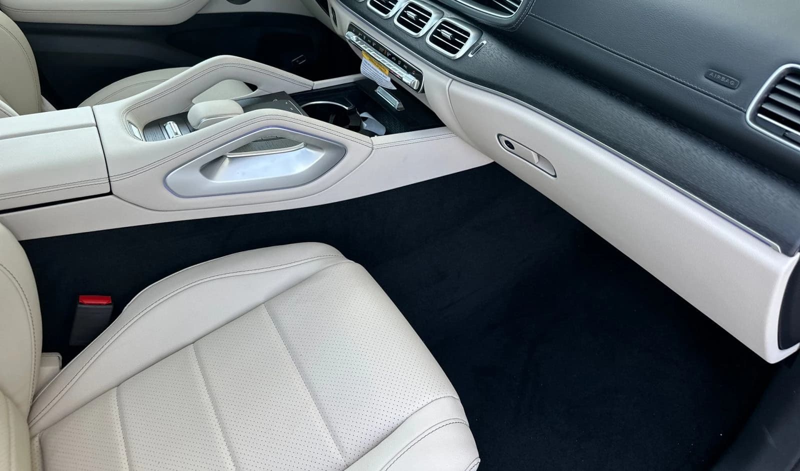 Mercedes-Benz GLS GLS 450 4MATIC SUV 2026 — side view