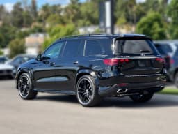 Mercedes-Benz GLS GLS 450 4MATIC SUV 2026 — side view