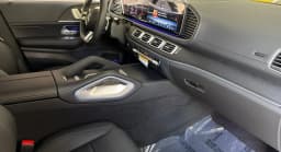 Mercedes-Benz GLS GLS 450 4MATIC SUV 2026 — side view