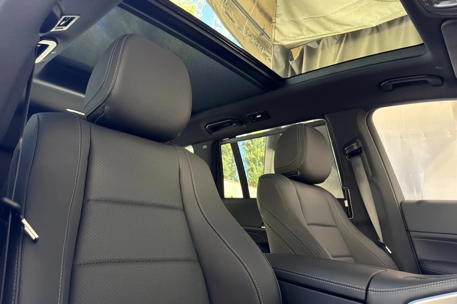 Mercedes-Benz GLS GLS 450 4MATIC SUV 2026 — side view