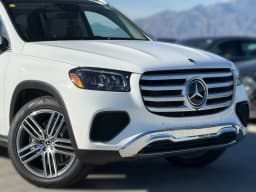 Mercedes-Benz GLS GLS 450 4MATIC SUV 2026 — side view