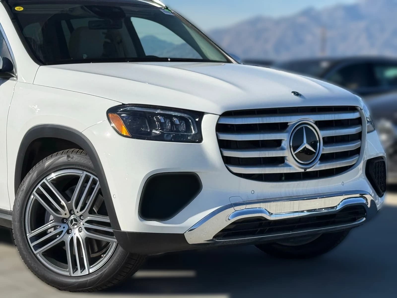 Mercedes-Benz GLS GLS 450 4MATIC SUV 2026 — side view