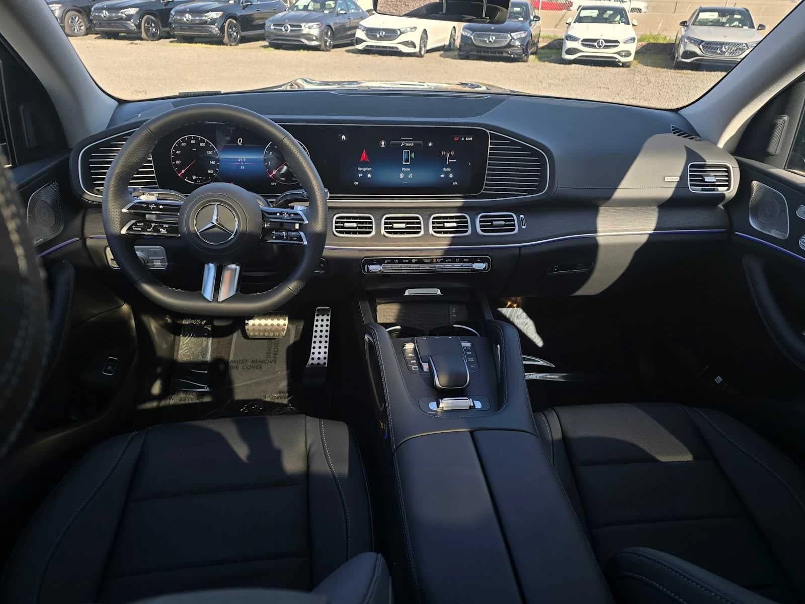 Mercedes-Benz GLS GLS 450 4MATIC SUV 2026 — side view