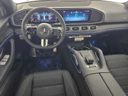 Mercedes-Benz GLS GLS 450 4MATIC SUV 2026 — side view