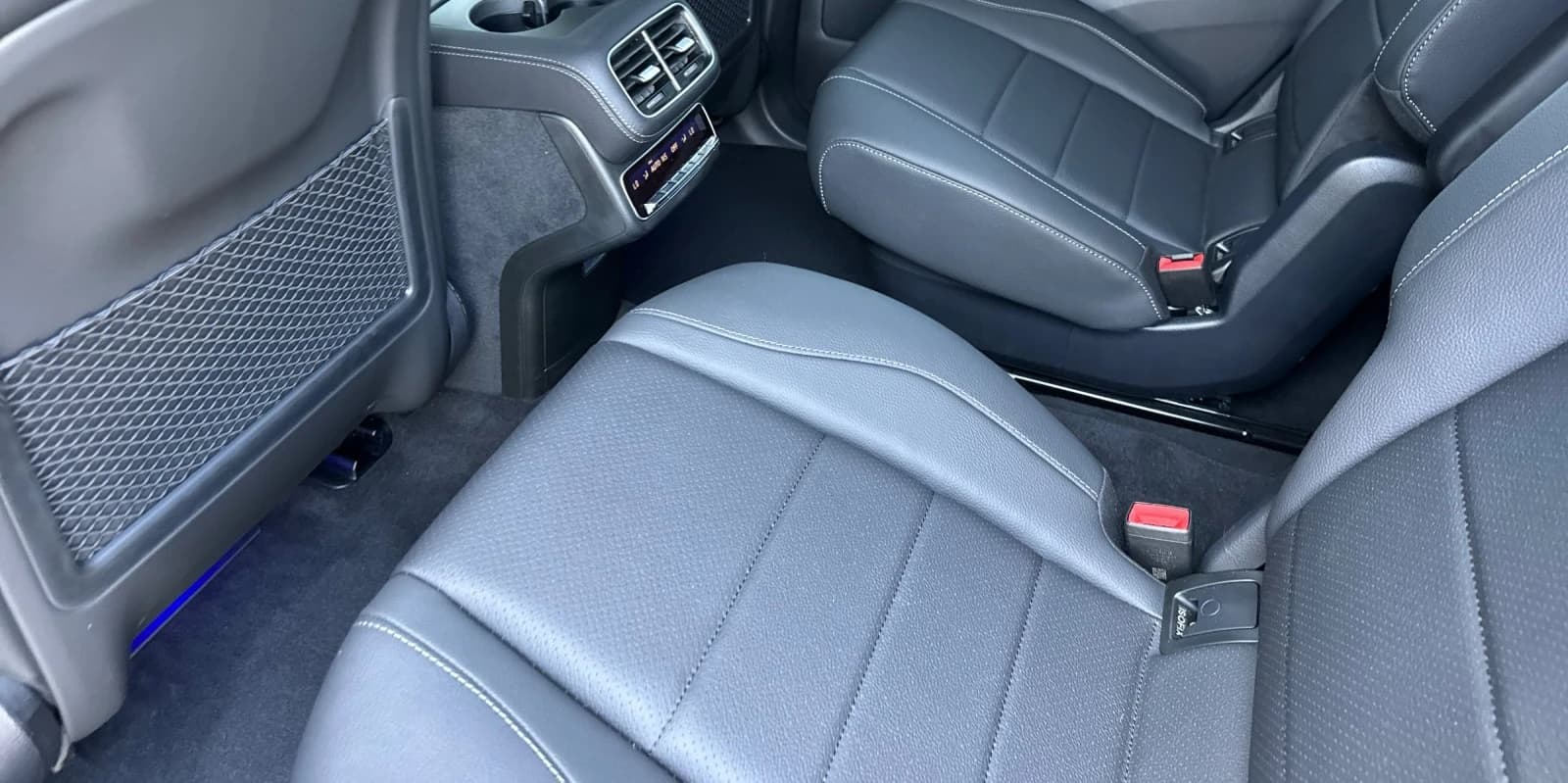 Mercedes-Benz GLS GLS 450 4MATIC SUV 2026 — side view