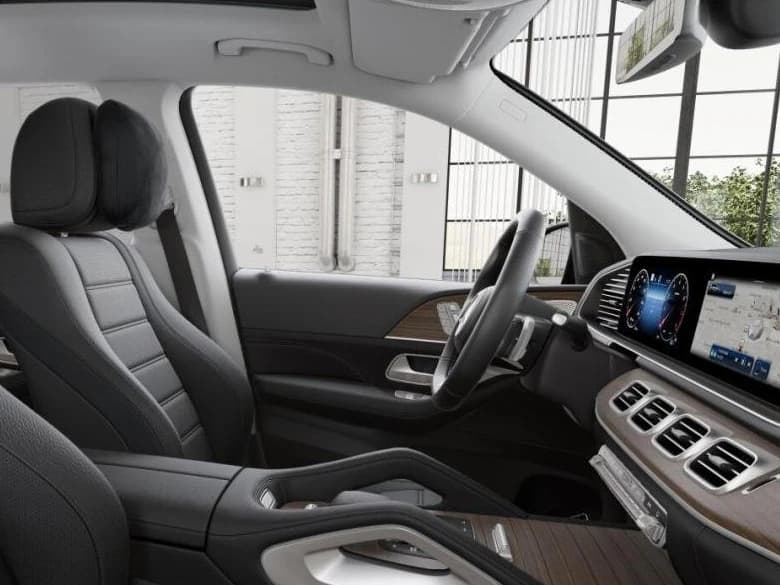 Mercedes-Benz GLS GLS 450 4MATIC SUV 2026 — side view