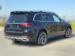 Mercedes-Benz GLS GLS 450 4MATIC SUV 2026 — side view