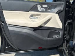 Mercedes-Benz GLS GLS 450 4MATIC SUV 2026 — side view