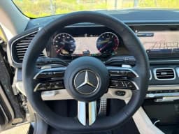 Mercedes-Benz GLS GLS 450 4MATIC SUV 2026 — side view