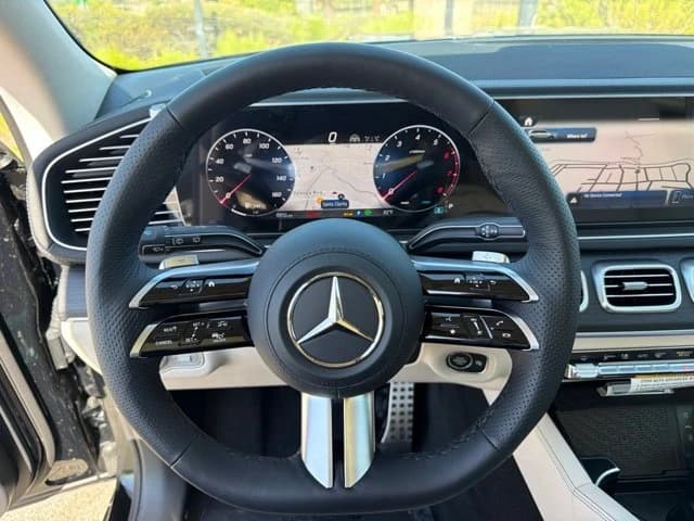 Mercedes-Benz GLS GLS 450 4MATIC SUV 2026 — side view