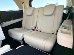 Mercedes-Benz GLS GLS 450 4MATIC SUV 2026 — side view