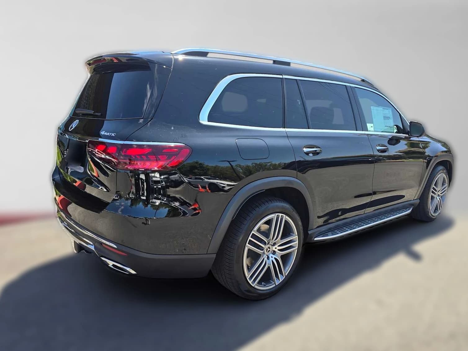 Mercedes-Benz GLS GLS 450 4MATIC SUV 2026 — side view