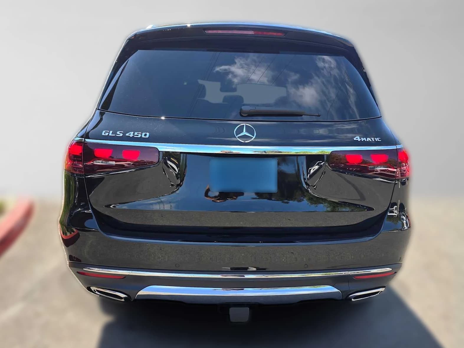 Mercedes-Benz GLS GLS 450 4MATIC SUV 2026 — side view
