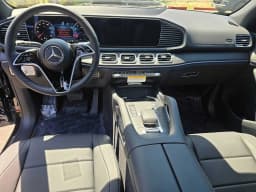 Mercedes-Benz GLS GLS 450 4MATIC SUV 2026 — side view