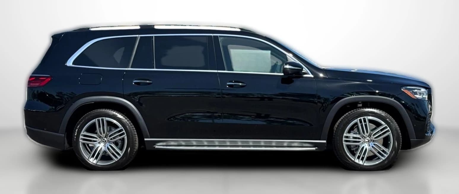 Mercedes-Benz GLS GLS 450 4MATIC SUV 2026 — side view