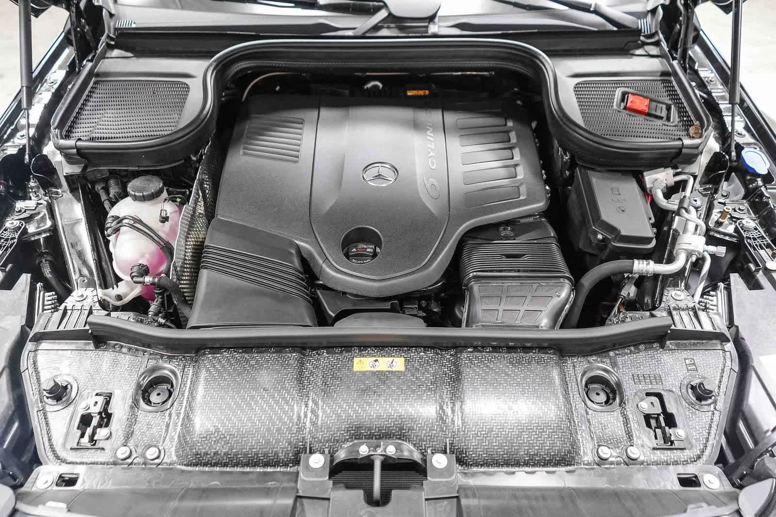 Mercedes-Benz GLS GLS 450 4MATIC SUV 2026 — side view