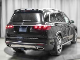 Mercedes-Benz GLS GLS 450 4MATIC SUV 2026 — side view