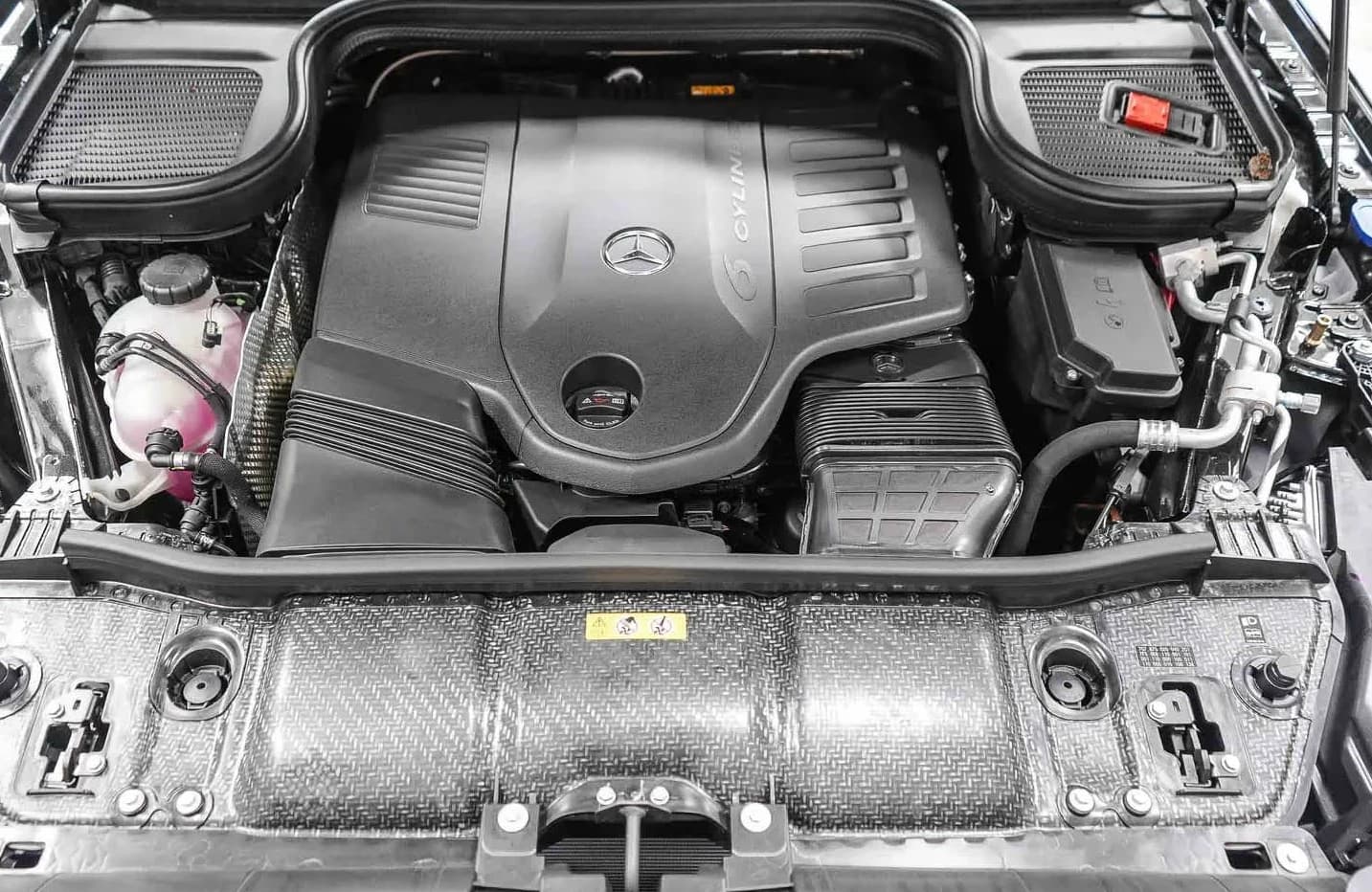 Mercedes-Benz GLS GLS 450 4MATIC SUV 2026 — side view