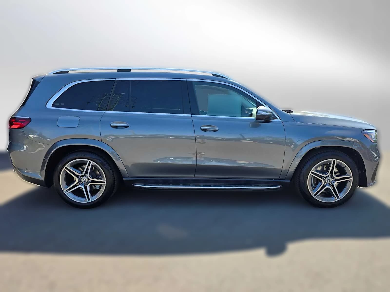 Mercedes-Benz GLS GLS 450 4MATIC SUV 2026 — side view
