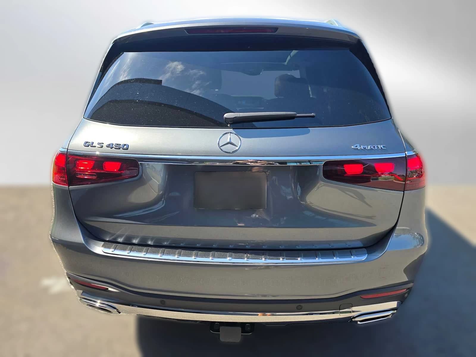 Mercedes-Benz GLS GLS 450 4MATIC SUV 2026 — side view