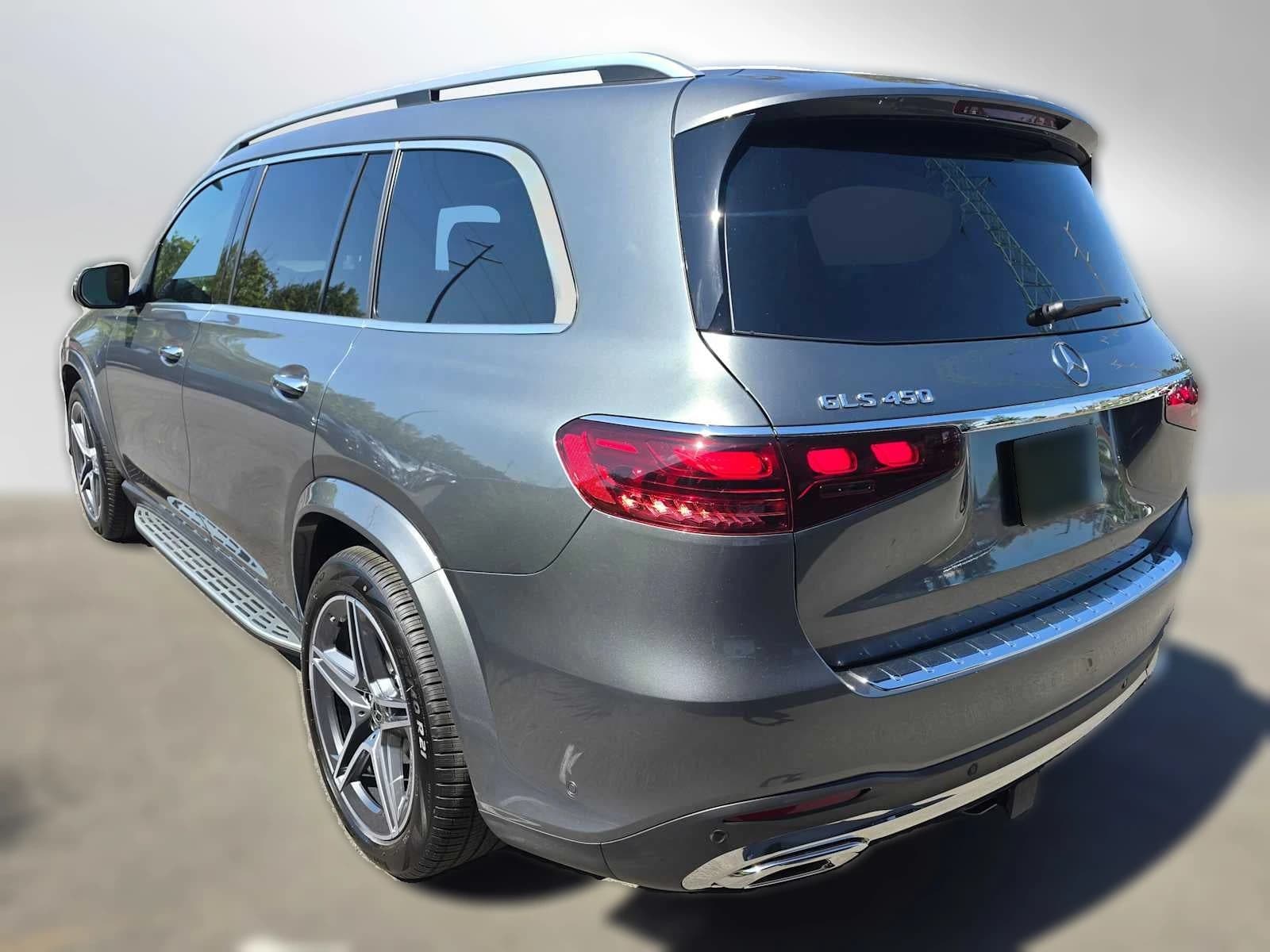 Mercedes-Benz GLS GLS 450 4MATIC SUV 2026 — side view