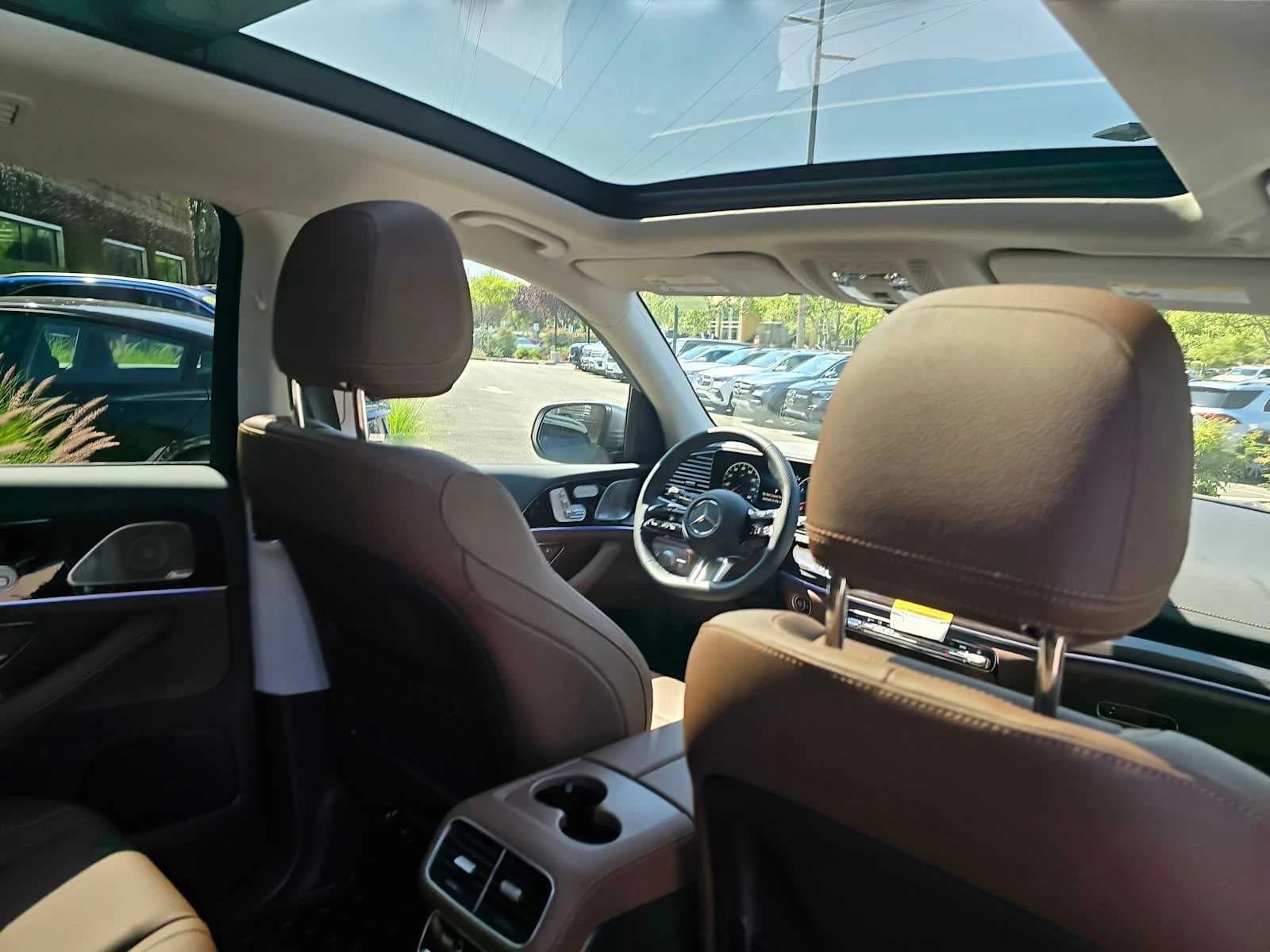 Mercedes-Benz GLS GLS 450 4MATIC SUV 2026 — side view