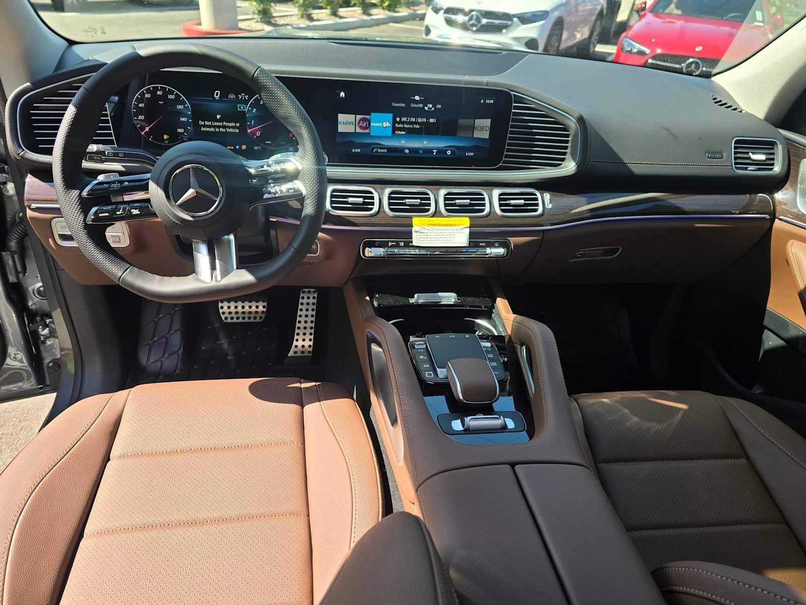 Mercedes-Benz GLS GLS 450 4MATIC SUV 2026 — side view