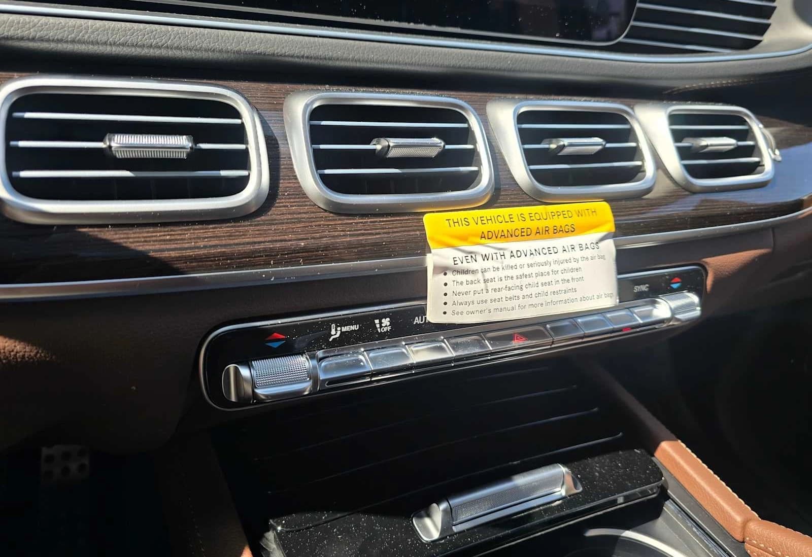 Mercedes-Benz GLS GLS 450 4MATIC SUV 2026 — side view