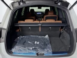 Mercedes-Benz GLS GLS 450 4MATIC SUV 2026 — side view