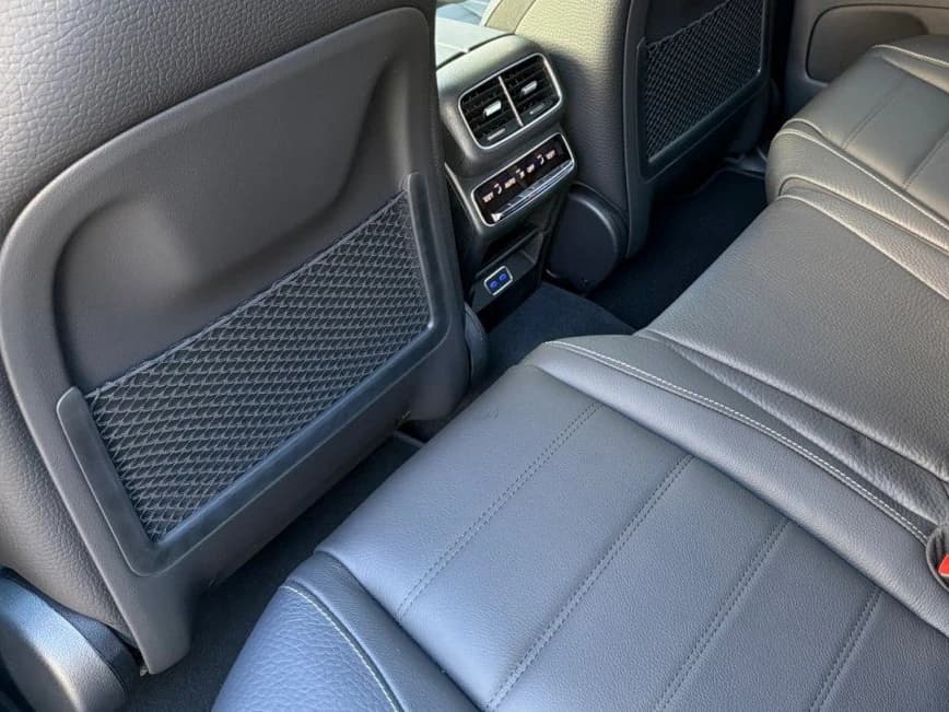 Mercedes-Benz GLS GLS 450 4MATIC SUV 2026 — side view