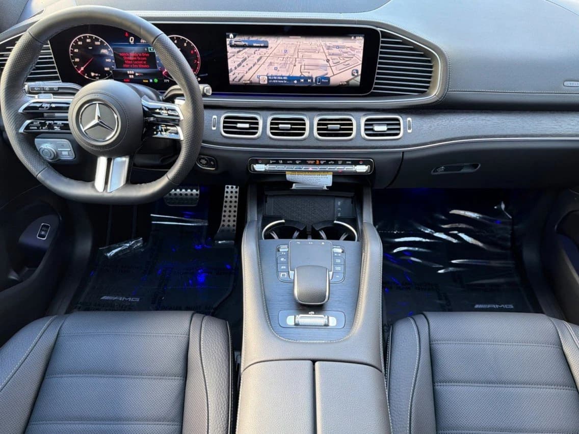 Mercedes-Benz GLS GLS 450 4MATIC SUV 2026 — side view