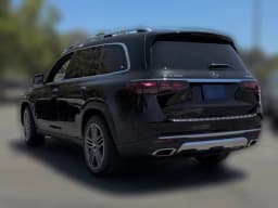 Mercedes-Benz GLS GLS 450 4MATIC SUV 2026 — side view