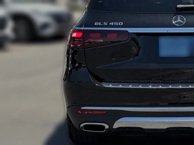 Mercedes-Benz GLS GLS 450 4MATIC SUV 2026 — side view