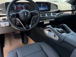 Mercedes-Benz GLS GLS 450 4MATIC SUV 2026 — side view