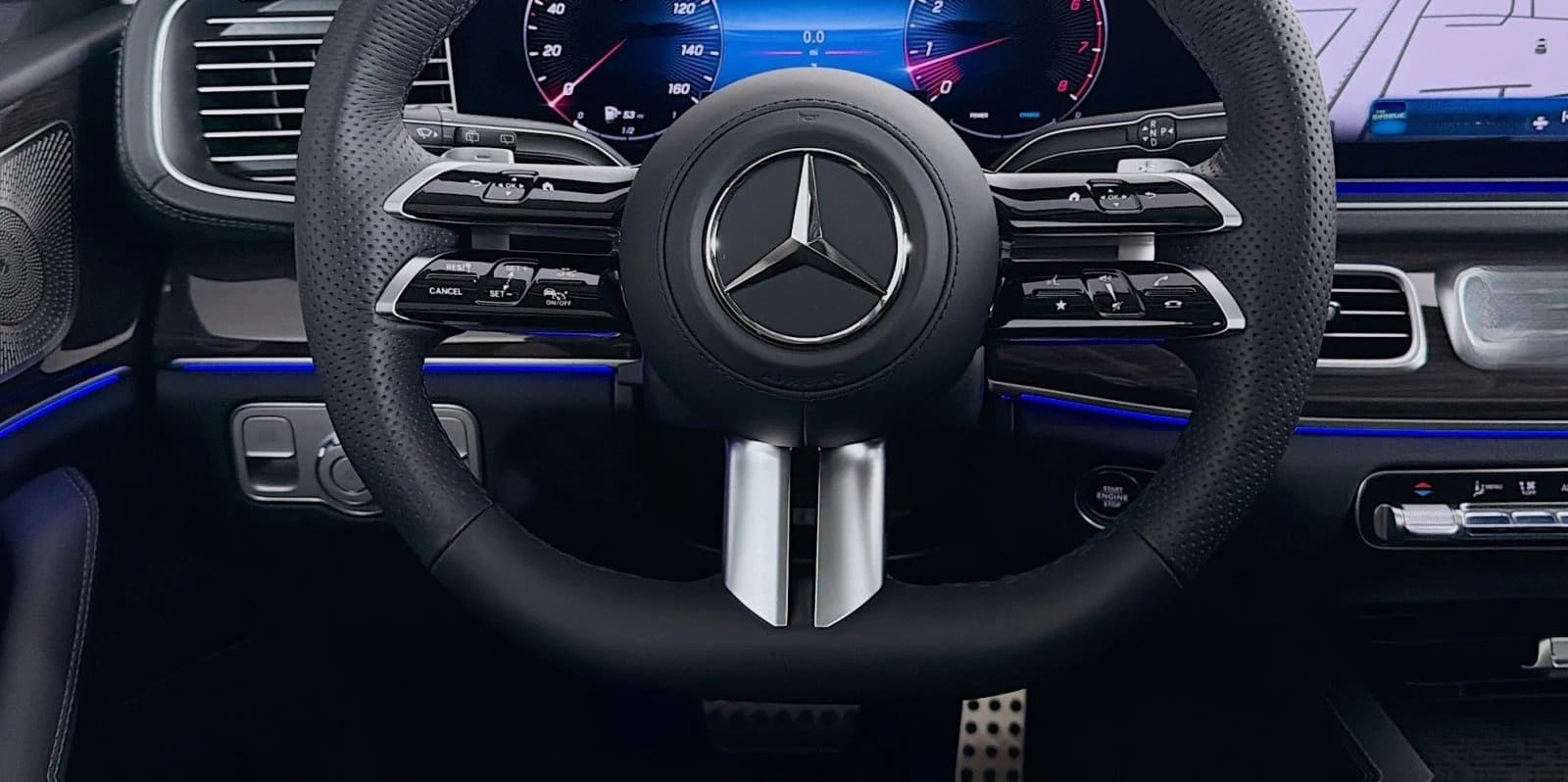 Mercedes-Benz GLS GLS 450 4MATIC SUV 2026 — side view