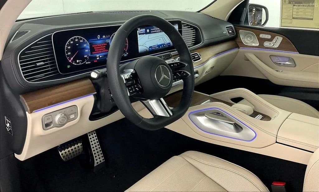 Mercedes-Benz GLS GLS 450 4MATIC SUV 2026 — side view