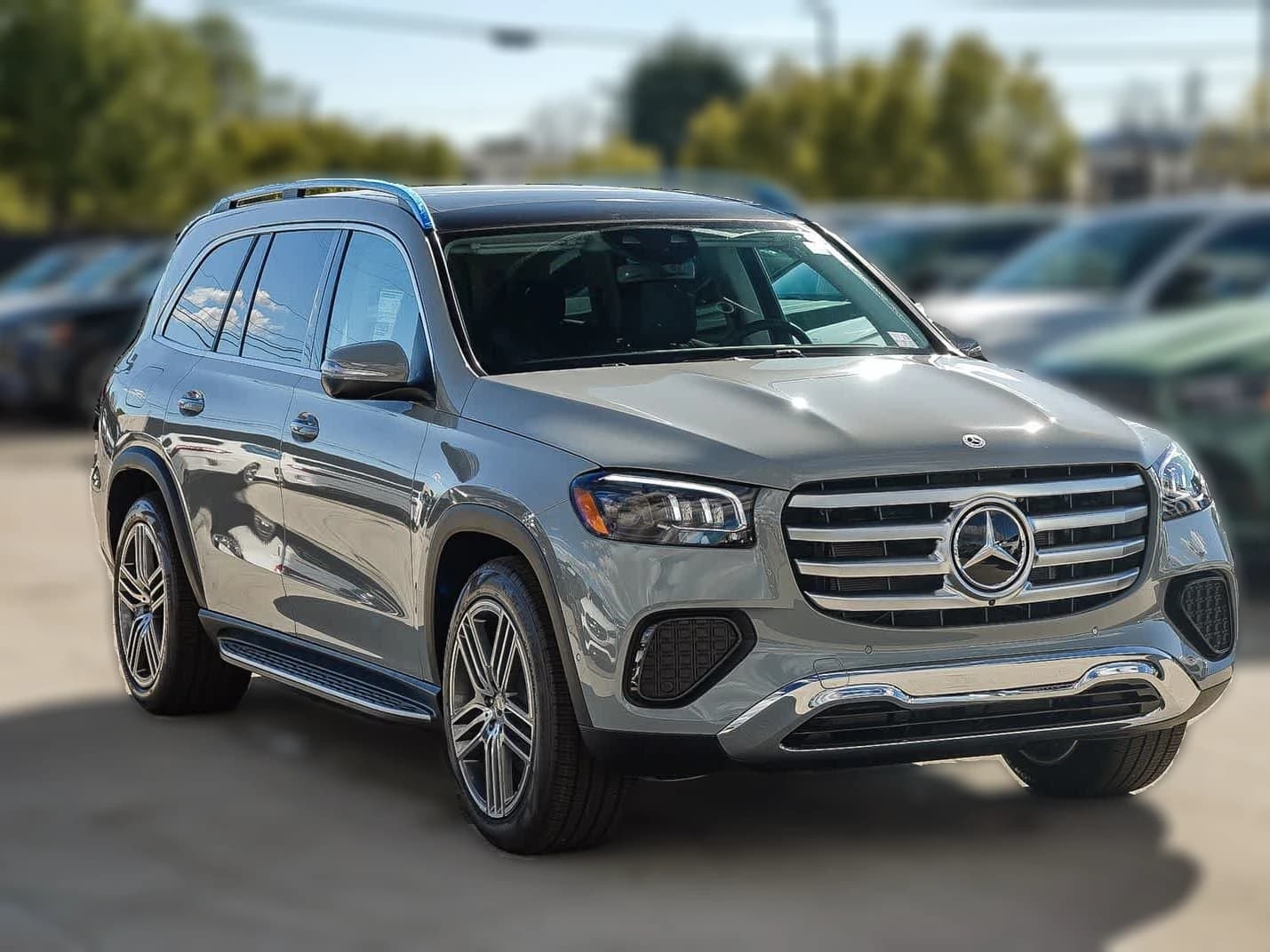 Mercedes-Benz GLS GLS 450 4MATIC SUV 2026 — side view