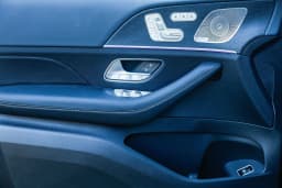 Mercedes-Benz GLS GLS 450 4MATIC SUV 2026 — side view
