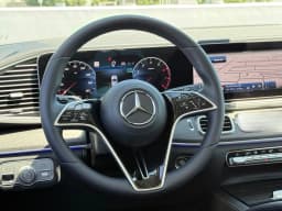 Mercedes-Benz GLS GLS 450 4MATIC SUV 2026 — side view