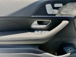 Mercedes-Benz GLS GLS 450 4MATIC SUV 2026 — side view