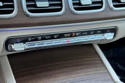 Mercedes-Benz GLS GLS 450 4MATIC SUV 2026 — side view