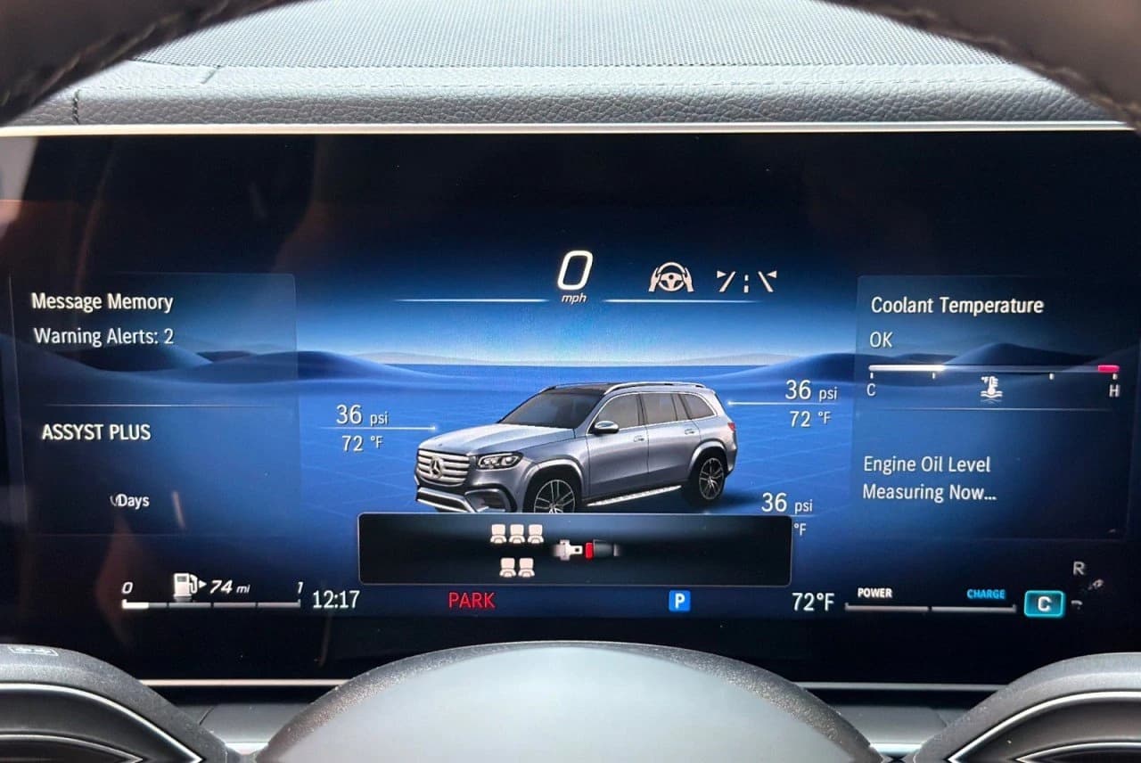Mercedes-Benz GLS GLS 450 4MATIC SUV 2026 — side view