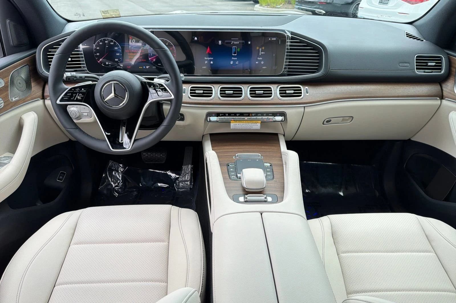 Mercedes-Benz GLS GLS 450 4MATIC SUV 2026 — side view