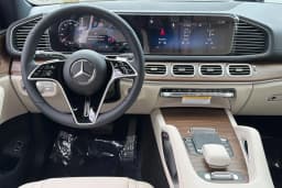 Mercedes-Benz GLS GLS 450 4MATIC SUV 2026 — side view