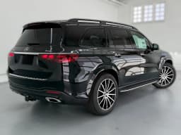 Mercedes-Benz GLS GLS 450 4MATIC SUV 2026 — side view