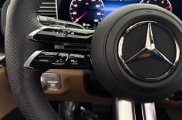 Mercedes-Benz GLS GLS 450 4MATIC SUV 2026 — side view