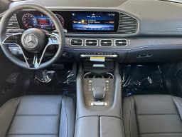 Mercedes-Benz GLS GLS 450 4MATIC SUV 2026 — side view