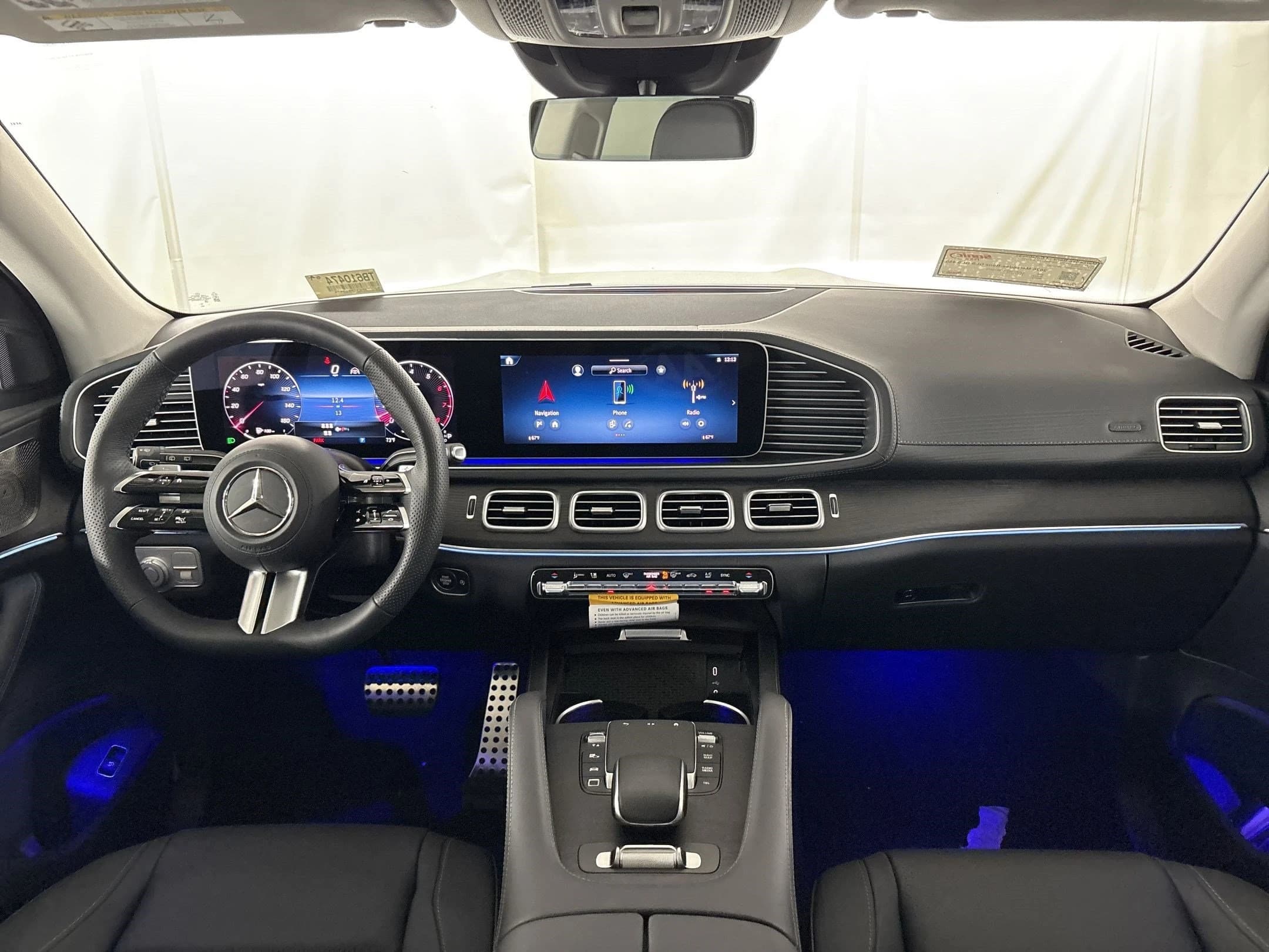 Mercedes-Benz GLS GLS 450 4MATIC SUV 2026 — side view