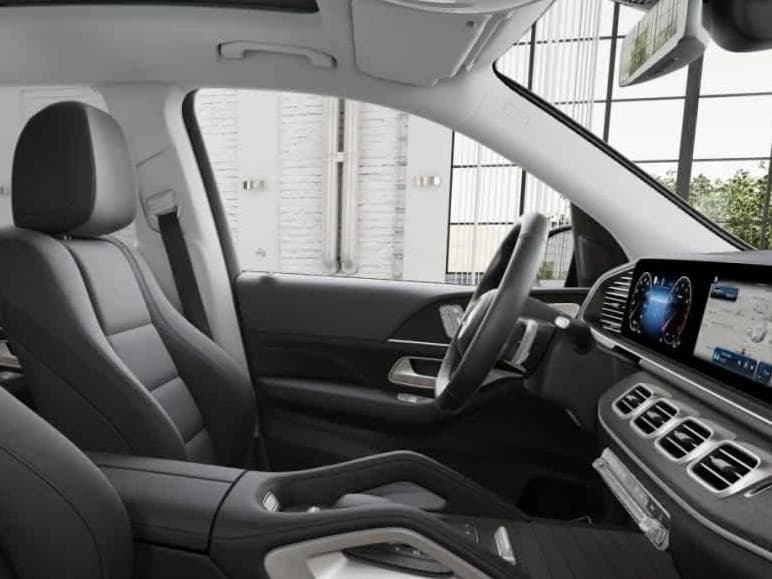 Mercedes-Benz GLS GLS 450 4MATIC SUV 2026 — side view